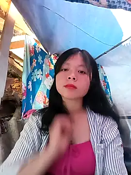 Snapshot of lisa-bae00 chatting on 25, 11, 2025 lisa-bae00 online show from 25, 11, 2025