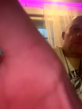 Snapshot of gitanoMad chatting on 21, 12, 2025 gitanoMad online show from 21, 12, 2025