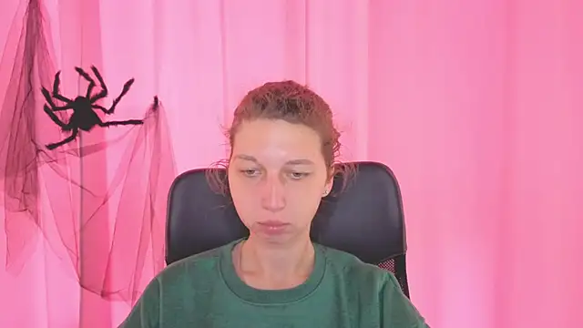 CuteEllii online show from 30, 10, 2025