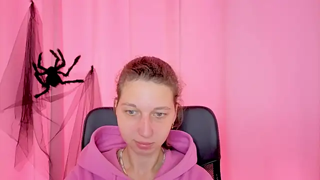 CuteEllii online show from 13, 11, 2025