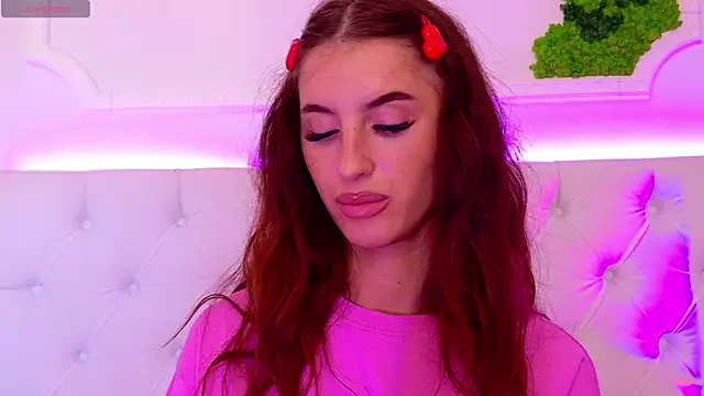 ElisaCharm online show from 7, 7, 2026