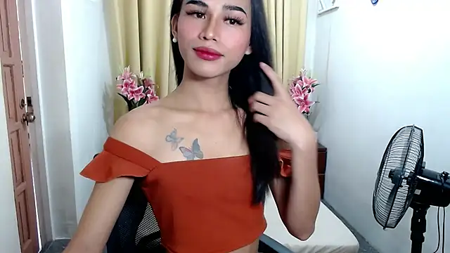 Snapshot of BelLicious4u chatting on 22, 10, 2025 BelLicious4u online show from 22, 10, 2025