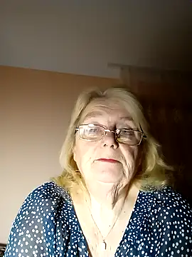 AmyLove353 online show from 18, 11, 2025