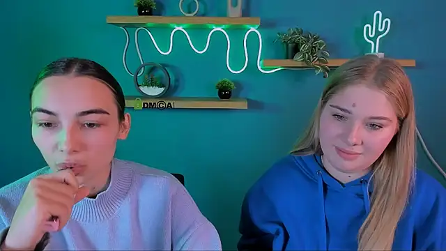 kira light   online show from 22, 10, 2025