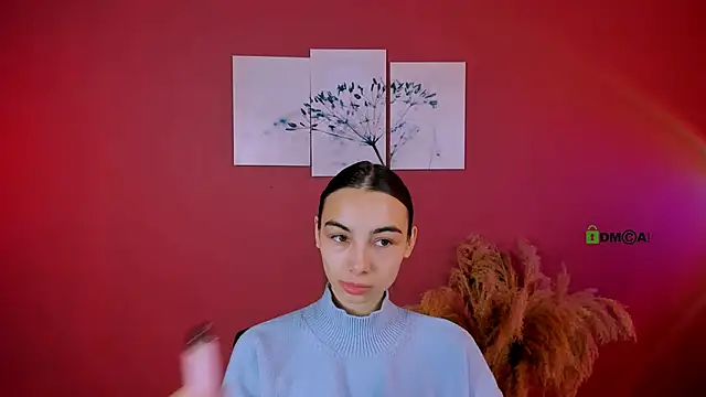 kira light   online show from 11, 11, 2025