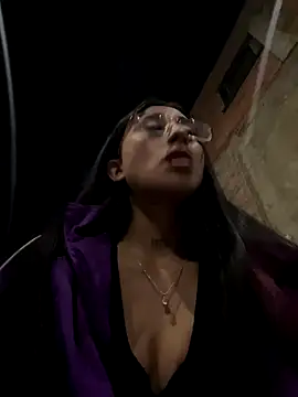 Snapshot of Violeet-Smith chatting on 22, 10, 2025 Violeet-Smith online show from 22, 10, 2025