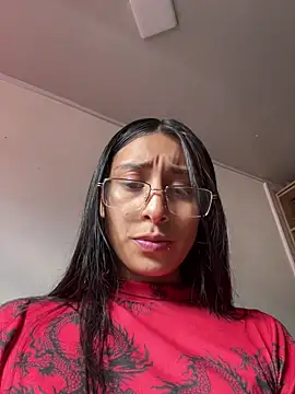 Snapshot of Violeet-Smith chatting on 1, 11, 2025 Violeet-Smith online show from 1, 11, 2025