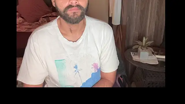 MakeMeAwareAah online show from 10, 4, 2026