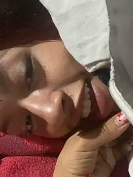 mia scarlett7 online show from 23, 12, 2025