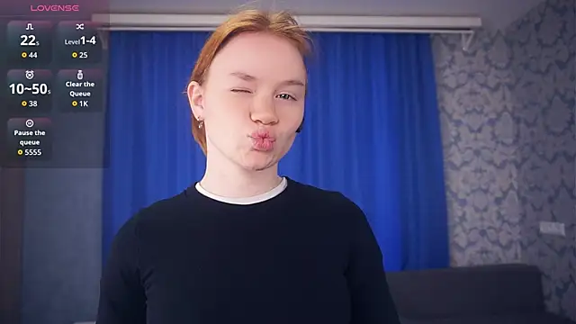 KarlynGow online show from 22, 12, 2025