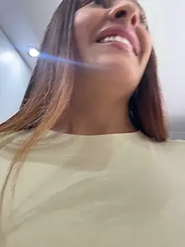 Talia Bonet online show from 3, 6, 2026