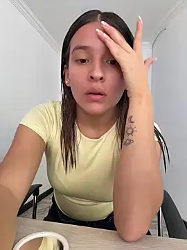Snapshot of Talia_Bonet chatting on 14, 6, 2026 Talia Bonet online show from 14, 6, 2026