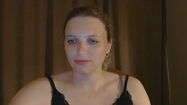 Snapshot of ElisSky301 chatting on 10, 6, 2026 ElisSky301 online show from 10, 6, 2026
