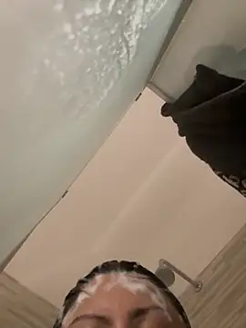 gatitalocahot online show from 13, 4, 2026