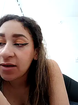 medussa sexi online show from 4, 3, 2026