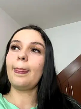 Selena Roa online show from 4, 11, 2025