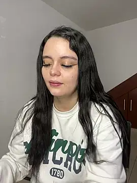 Snapshot of Selena_Roa chatting on 7, 2, 2026 Selena Roa online show from 7, 2, 2026