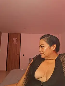 viviana-sexi online show from 10, 4, 2026