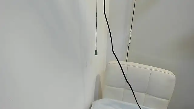 mirandaduboiss online show from 2, 7, 2026