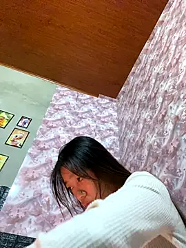 kitty-20x online show from 24, 11, 2025