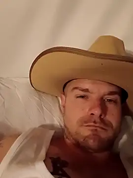 Snapshot of DadDDick925 chatting on 20, 12, 2025 DadDDick925 online show from 20, 12, 2025