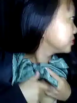 Quynhsumon online show from 19, 11, 2025