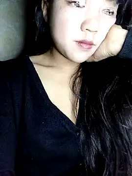 Quynhsumon online show from 16, 1, 2026