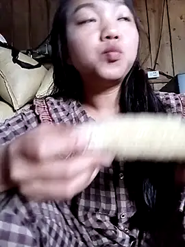 Quynhsumon online show from 19, 4, 2026