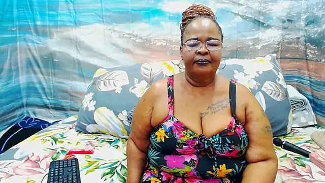 Snapshot of MatureMilfxxx chatting on 18, 7, 2026 MatureMilfxxx online show from 18, 7, 2026
