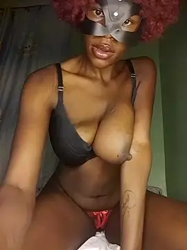 Snapshot of Elihle96 chatting on 27, 10, 2025 Elihle96 online show from 27, 10, 2025