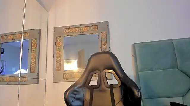 Mr Strike online show from 10, 11, 2025