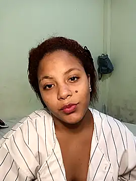 Snapshot of NickiiiNova chatting on 30, 10, 2025 NickiiiNova online show from 30, 10, 2025