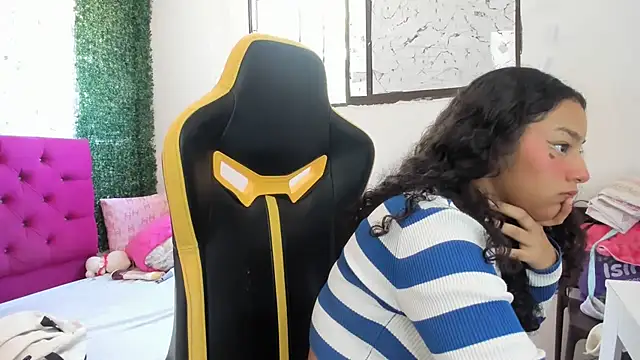 Snapshot of emily_stars1 chatting on 19, 1, 2026 emily stars1 online show from 19, 1, 2026