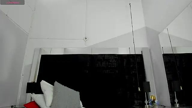 Snapshot of EmmadaSilva chatting on 26, 5, 2026 EmmadaSilva online show from 26, 5, 2026