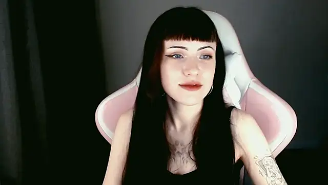 Snapshot of astra_rift chatting on 10, 5, 2026 astra rift online show from 10, 5, 2026