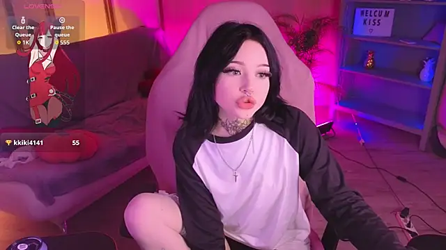 Emma Kirks online show from 26, 5, 2026