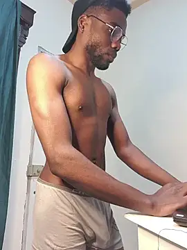 Suamyst 25 online show from 5, 11, 2025