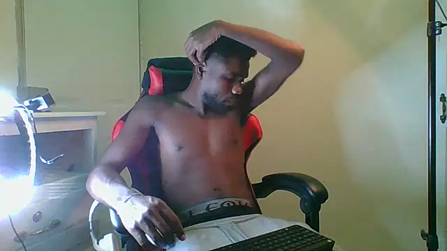 Snapshot of Suamyst_25 chatting on 30, 5, 2026 Suamyst 25 online show from 30, 5, 2026