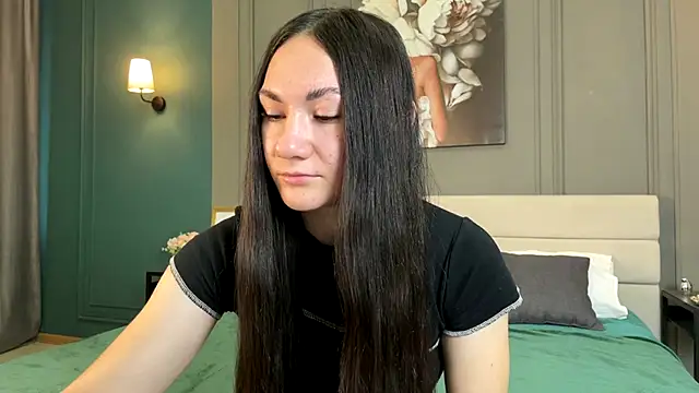 Snapshot of Adele_Shy chatting on 28, 10, 2025 Adele Shy online show from 28, 10, 2025