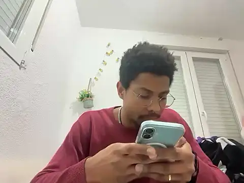 Albert Madrid online show from 4, 2, 2026