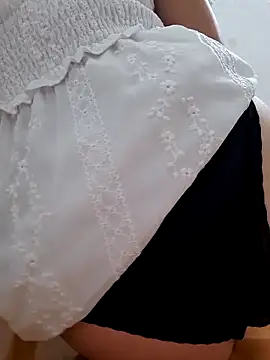 YennyeLa online show from 28, 3, 2026