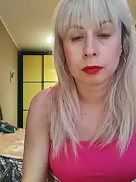 SelinaLovqx online show from 1, 11, 2025