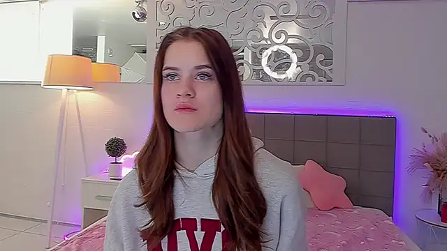 LuisaClover online show from 15, 4, 2026