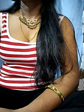 Ezabelljohn online show from 11, 4, 2026