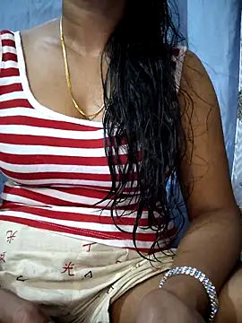 Ezabelljohn online show from 13, 4, 2026