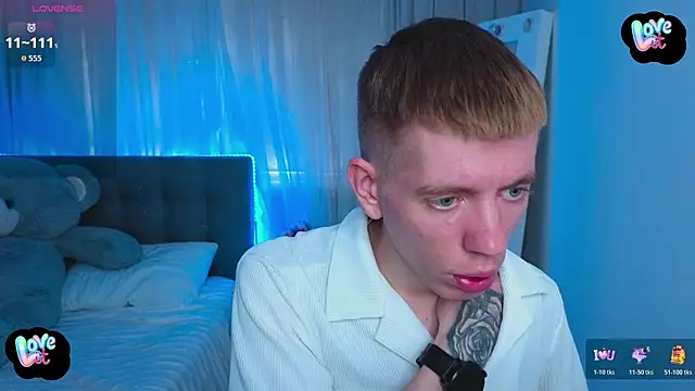 Snapshot of Cristian__Dior chatting on 30, 4, 2026 Cristian Dior online show from 30, 4, 2026