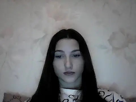 Snapshot of a_alessia chatting on 9, 11, 2025 a alessia online show from 9, 11, 2025