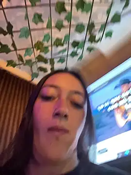 Lia  white online show from 14, 1, 2026