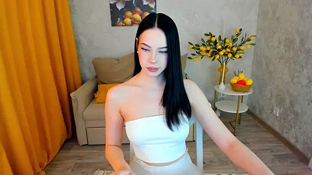 FloraCherry online show from 6, 4, 2026