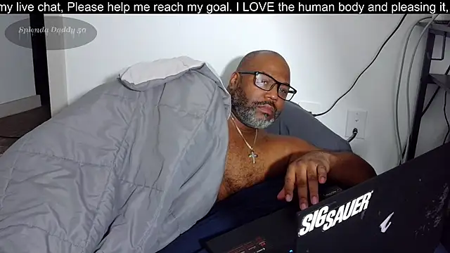 Snapshot of SplendaDaddy50 chatting on 23, 10, 2025 SplendaDaddy50 online show from 23, 10, 2025